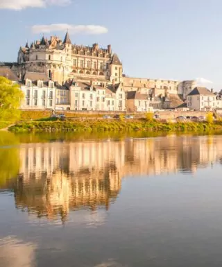 Vue Château Royal d'Amboise depuis la Loire